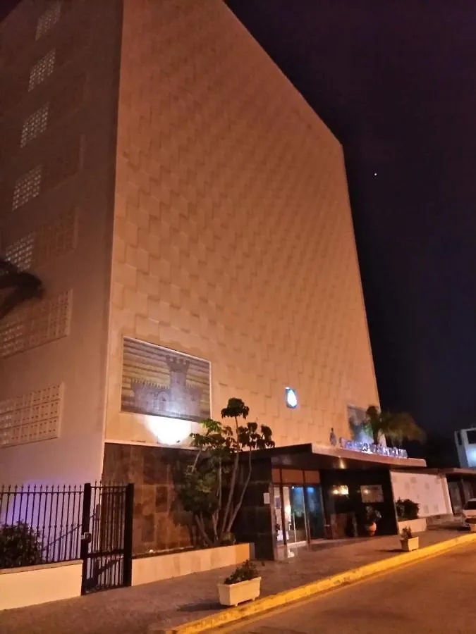 托雷莫利诺斯Junto Al Mar公寓 公寓 托雷莫利诺斯
